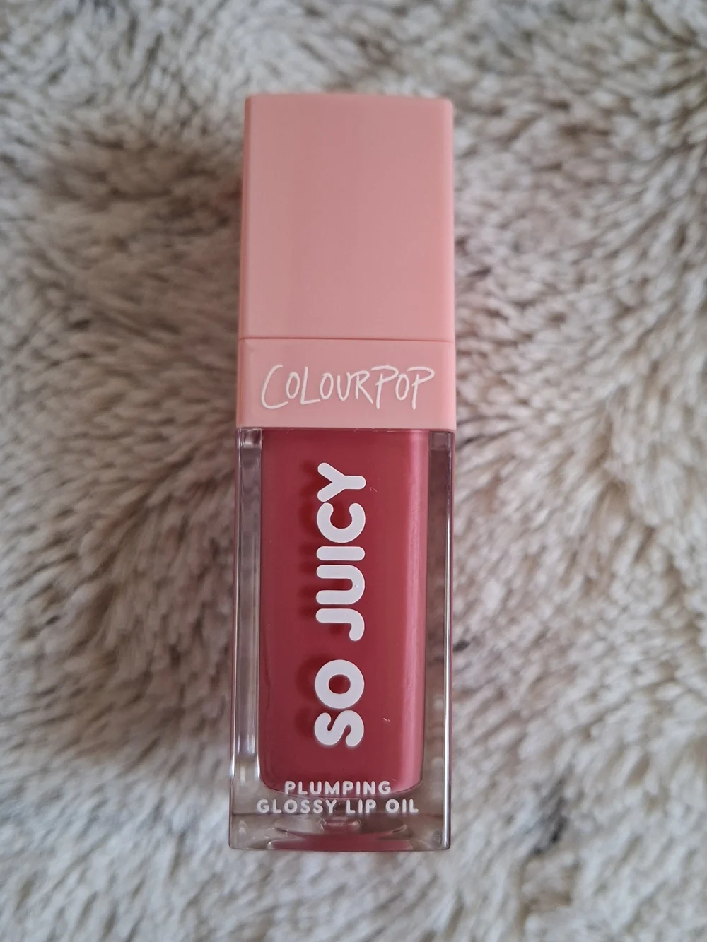 So Juicy Plumping Glossy Lip Oil 